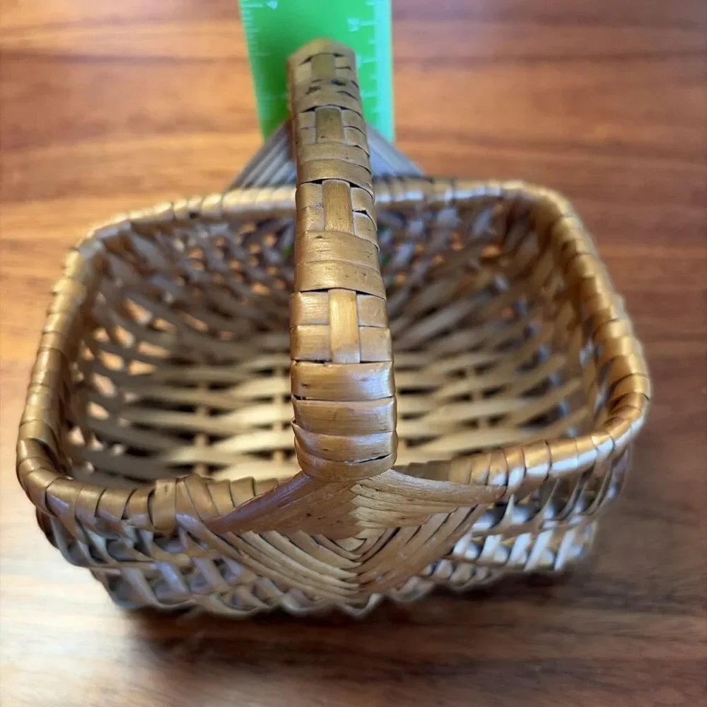 Vintage Butt Basket Gods Eye Hand Woven Primitive Egg Gathering 5 1/2